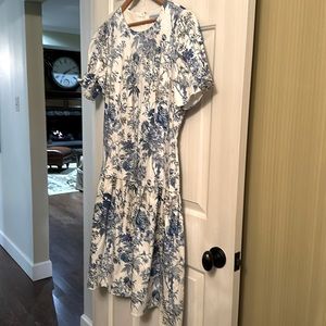 Size 12 dress. Blue floral
